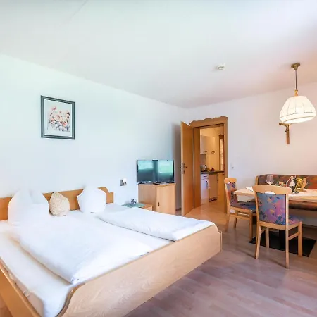 Apartment In Stubaital Near Lift